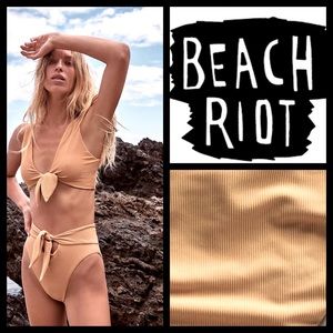 NWOT Beach Riot High Waist Emma Bottoms
